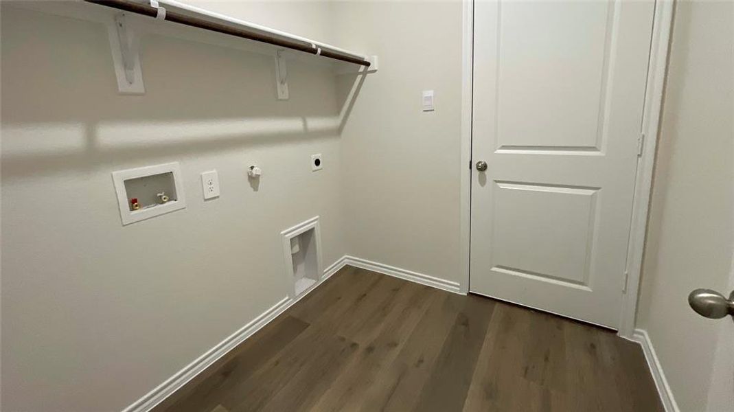 Spacious, unfurnished interior of a new home in Elevon, Lavon (Image 11).