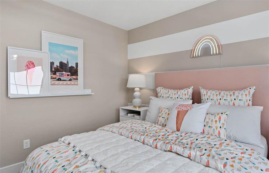 Furnished interior view inside a new home in Willow Ridge, Montverde (Image 25).