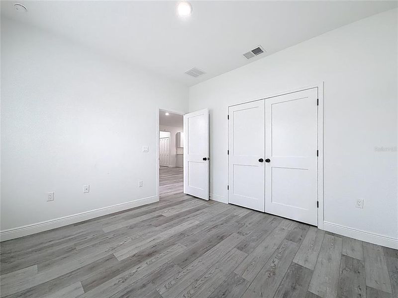 Spacious, unfurnished interior of a new home in , Ocala (Image 36).