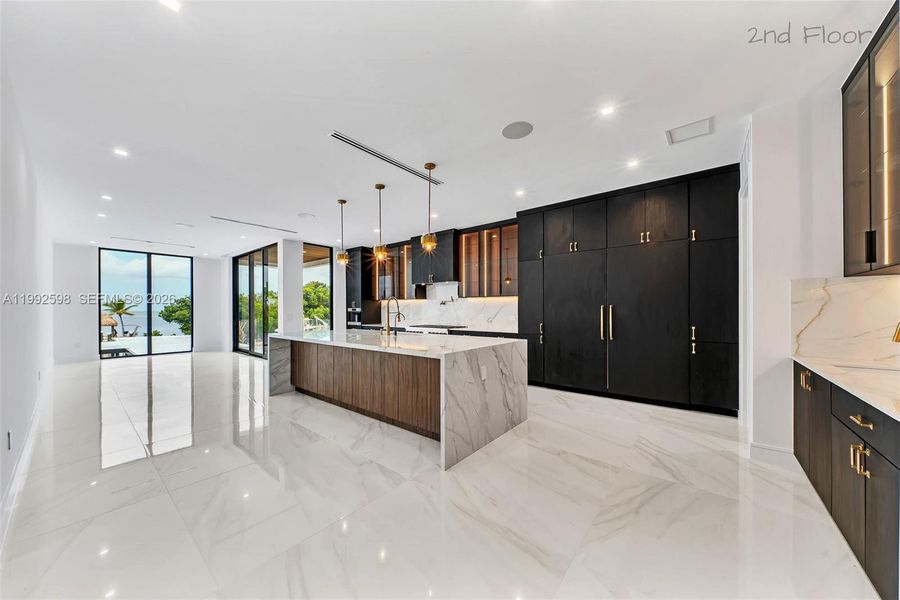 Furnished interior view inside a new home in , Key Largo (Image 41).