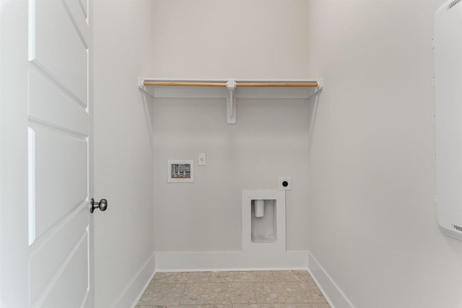 Spacious, unfurnished interior of a new home in Nexton, Summerville (Image 24).