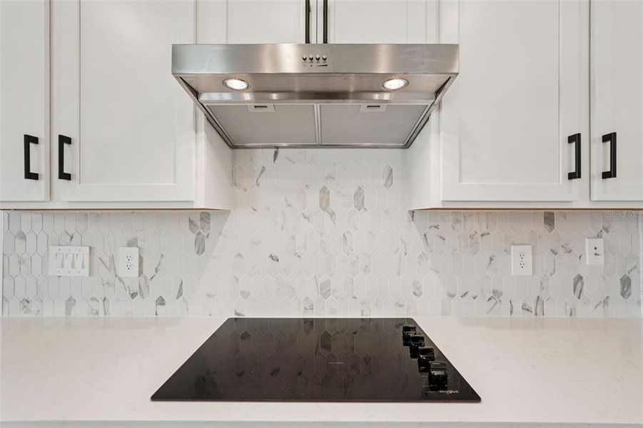 Close-up of interior finishes inside a home in Oakfield Trails - Signature Series, Parrish (Image 10).