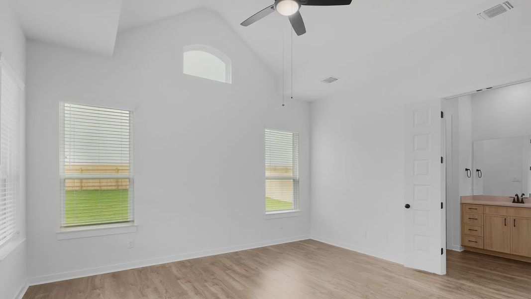 Spacious, unfurnished interior of a new home in The Grove at Blackhawk, Pflugerville (Image 13). Spacious, unfurnished interior of a new home in The Grove at Blackhawk, Pflugerville (Image 13).
