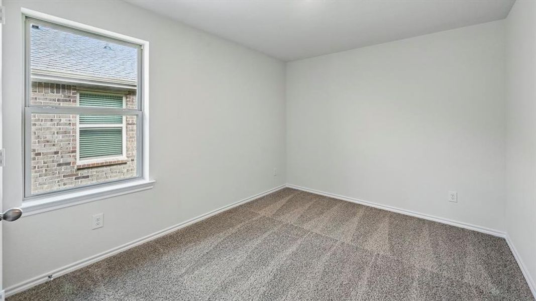 Spacious, unfurnished interior of a new home in Frontier Pointe, Princeton (Image 11).