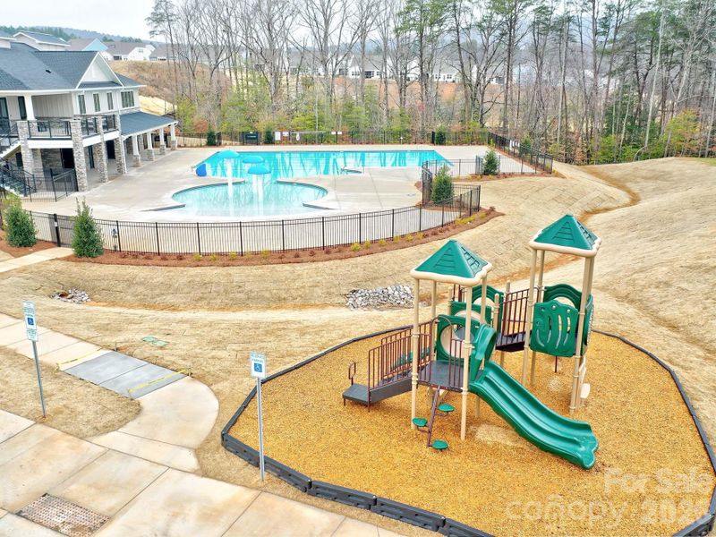 Community amenities in Shannon Woods, Maiden (Image 42).