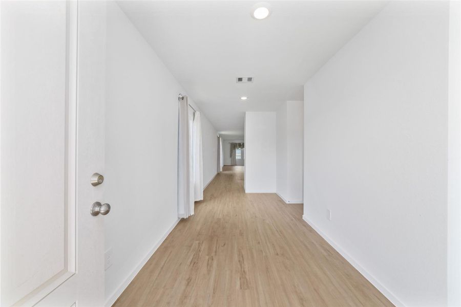 Spacious, unfurnished interior of a new home in Becker Landing, Hockley (Image 22).