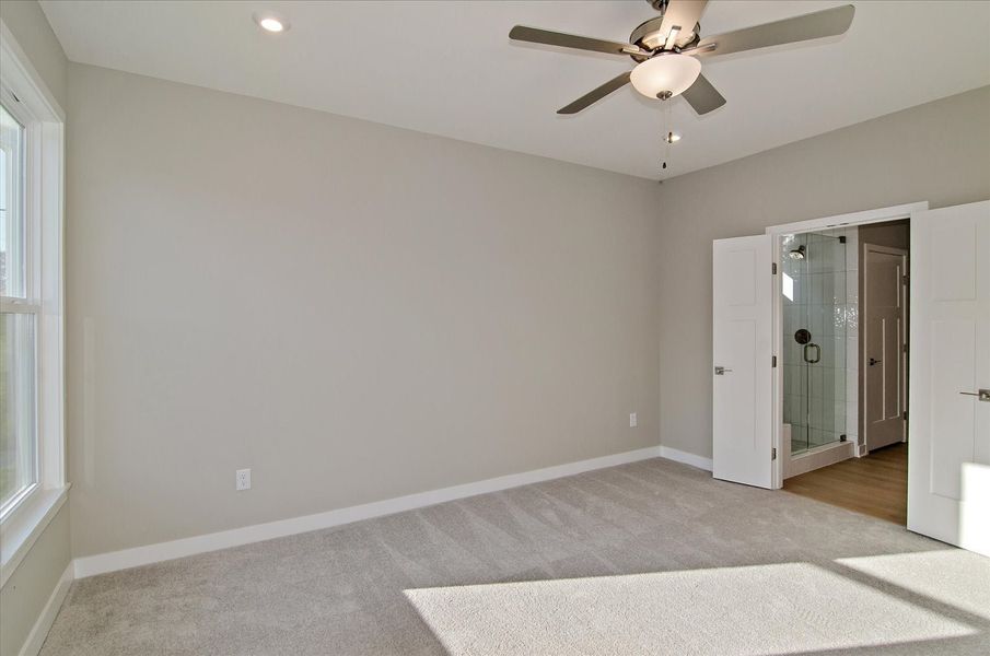 Representative unfurnished interior of a home built from the Amelia by Fischer Homes in Easton Park, Dallas (Image 43).