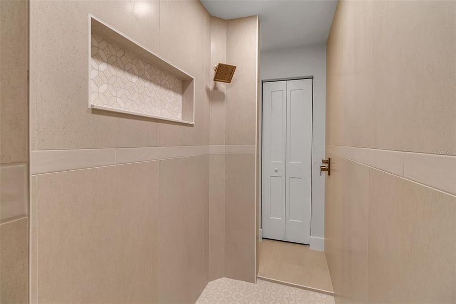 Furnished interior view inside a new home in , Venice (Image 20).