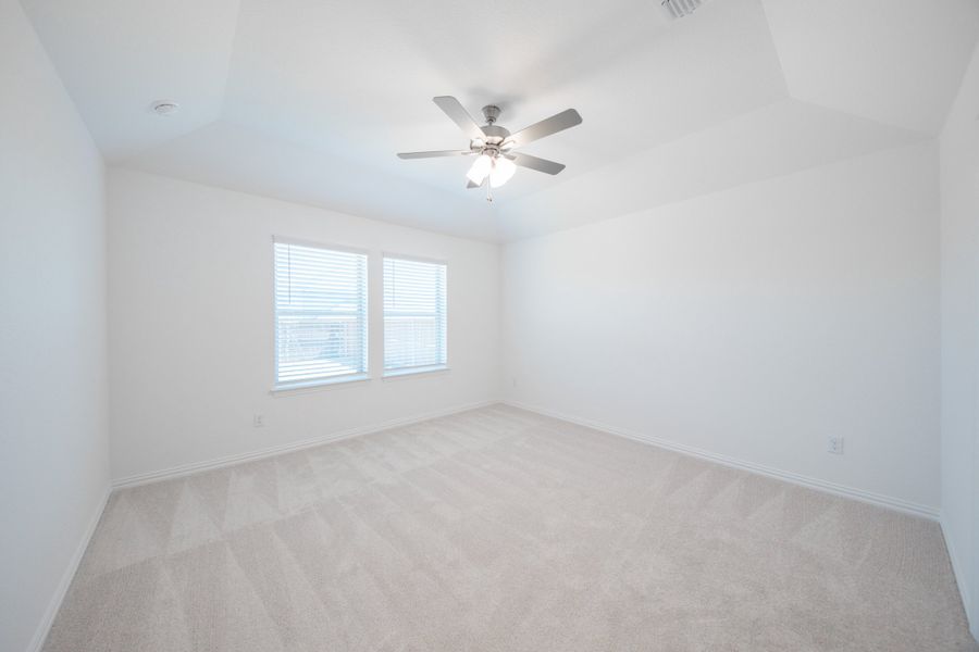 Spacious, unfurnished interior of a new home in Whitewing Trails, Princeton (Image 20).