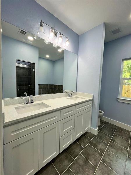 Furnished interior view inside a new home in , Fort Worth (Image 24). Furnished interior view inside a new home in , Fort Worth (Image 24).