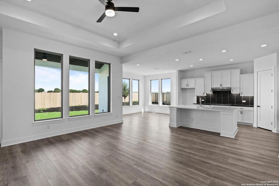 Spacious, unfurnished interior of a new home in Legacy at Lake Dunlap, New Braunfels (Image 19). Spacious, unfurnished interior of a new home in Legacy at Lake Dunlap, New Braunfels (Image 19).