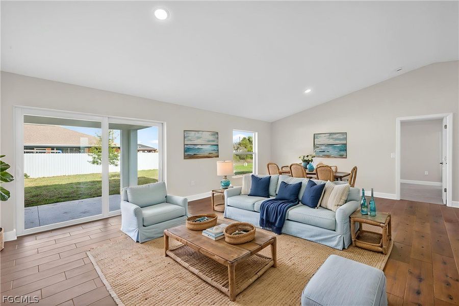 Furnished interior view inside a new home in Cape Coral, Cape Coral (Image 6).