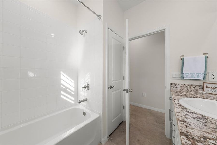 Furnished interior view inside a new home in Star Farms at Lakewood Ranch, Bradenton (Image 27).