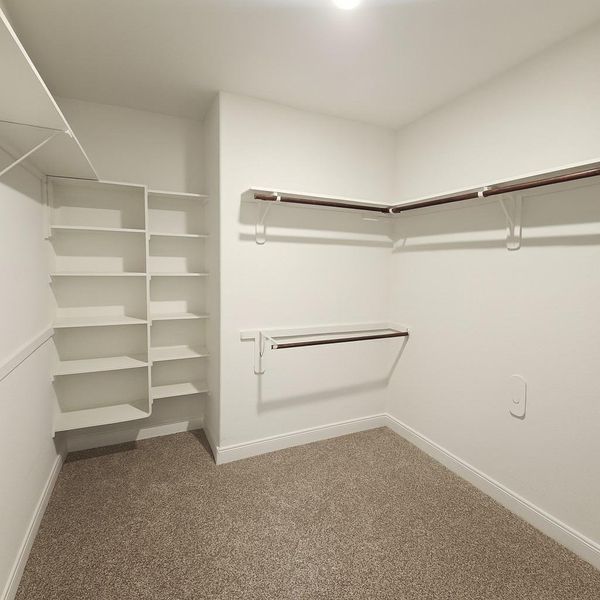 Spacious, unfurnished interior of a new home in , Cleveland (Image 10).