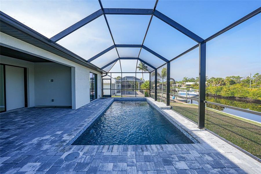 Exterior details and patio area of a home in , Port Charlotte (Image 30).