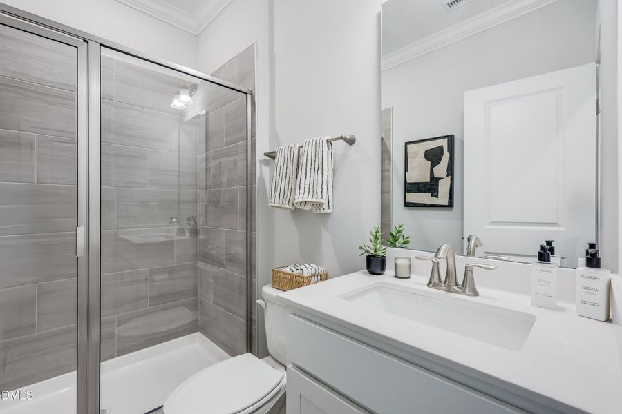 SUN_EdgeAuburn_Pic_1120TopazCave-30