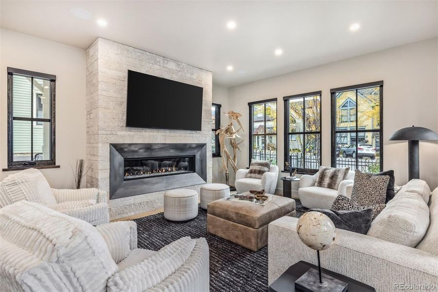 Furnished interior view inside a new home in , Breckenridge (Image 30).