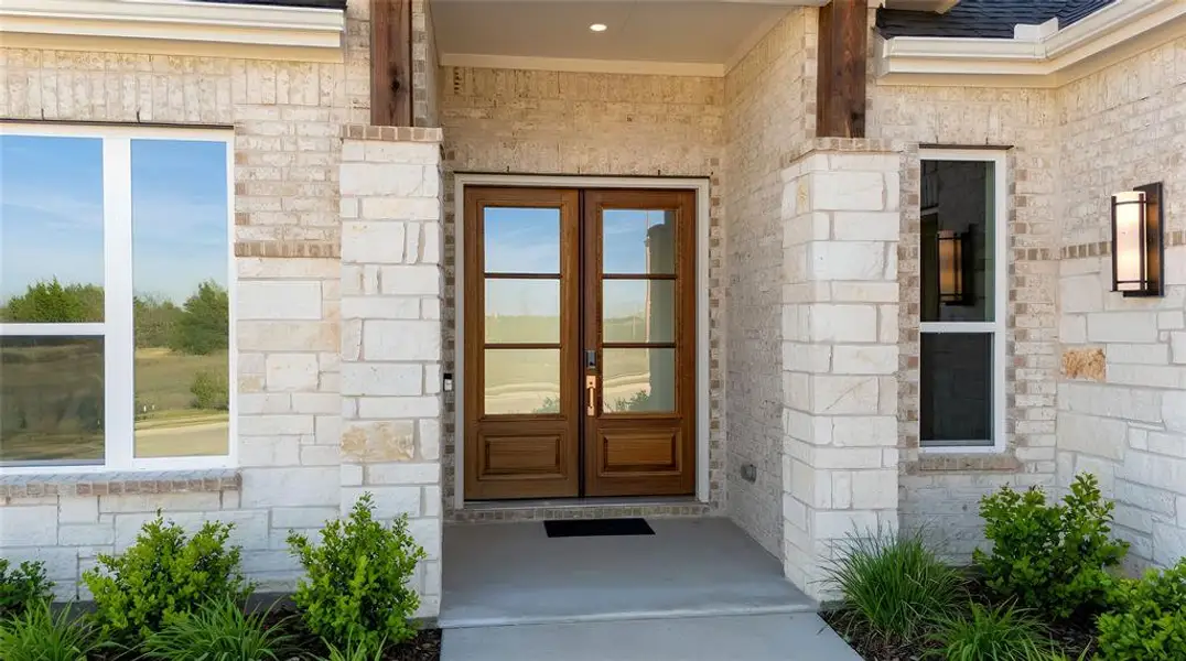 Exterior details and patio area of a home in , Rockwall (Image 4).