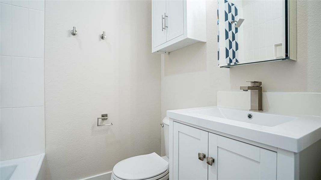 Furnished interior view inside a new home in , Granbury (Image 3). Furnished interior view inside a new home in , Granbury (Image 3).