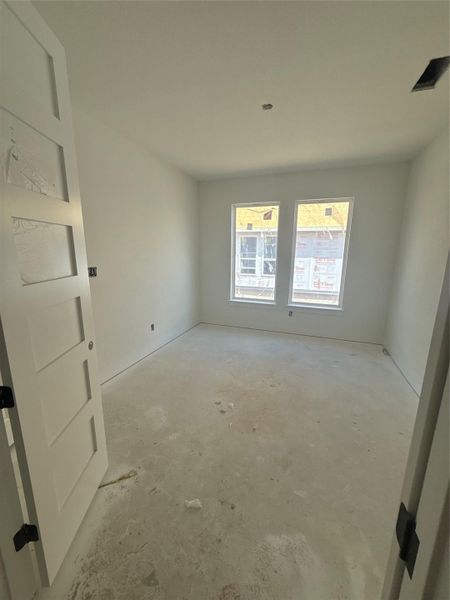 Spacious, unfurnished interior of a new home in Parkside on the River 60', Georgetown (Image 10).