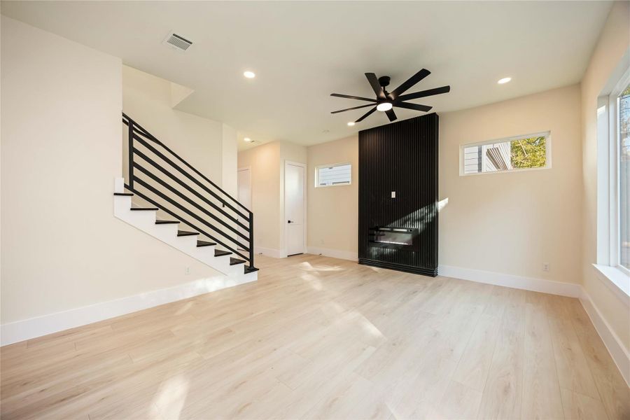 Spacious, unfurnished interior of a new home in , Houston (Image 22).