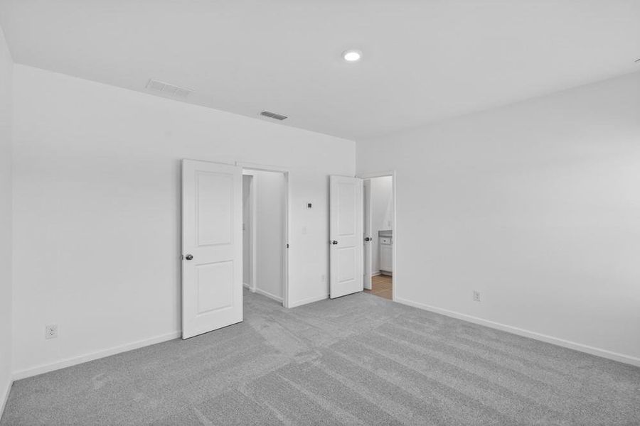 Spacious, unfurnished interior of a new home in Alder Creek, Cumming (Image 14).