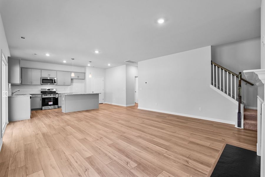 Image 41 of a home in Hanes Lake. Image 41 of a home in Hanes Lake.