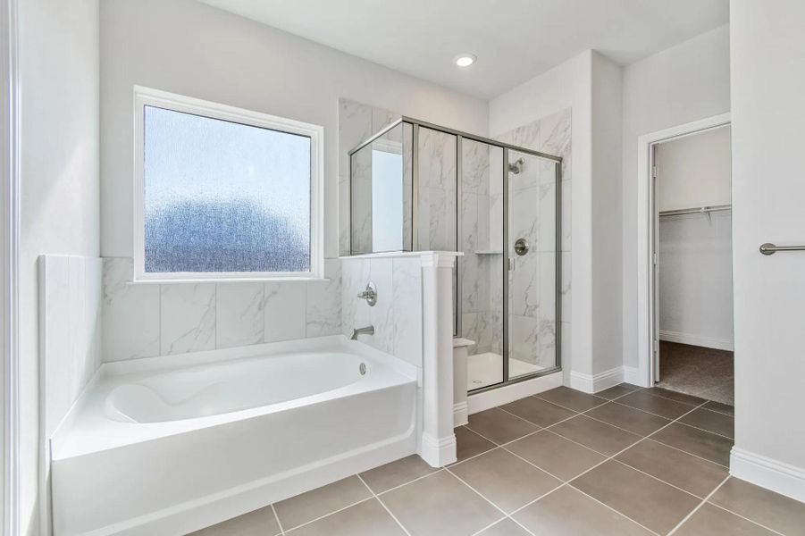 Image 27 representing the Concept 2373 by Landsea Homes in Coyote Crossing, Godley, TX. Image 27 representing the Concept 2373 by Landsea Homes in Coyote Crossing, Godley, TX.