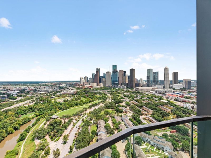 Image 11 of a home in .