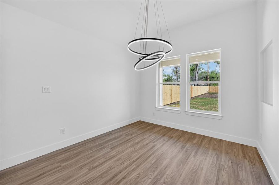 Spacious, unfurnished interior of a new home in , Grand Prairie (Image 17).