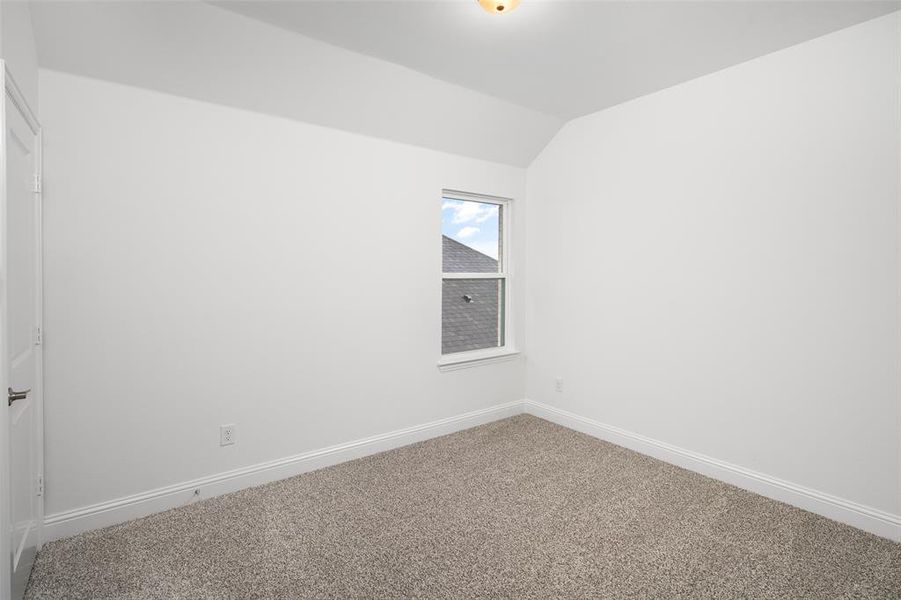 Spacious, unfurnished interior of a new home in Walden Pond, Forney (Image 25).
