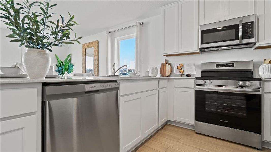 Furnished interior view inside a new home in , Winter Haven (Image 5).