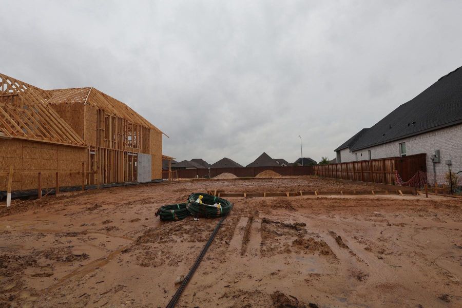 Image 13 of a home in Dunham Pointe.