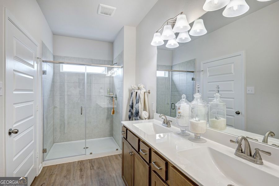 Furnished interior view inside a new home in Trellis Park, Hampton (Image 10).