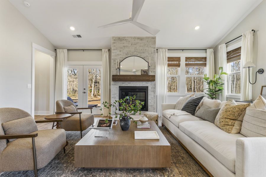 Representative furnished interior of a home built from the Whitmore by Hunter Quinn Homes in Walker's Pointe, Anderson (Image 13).