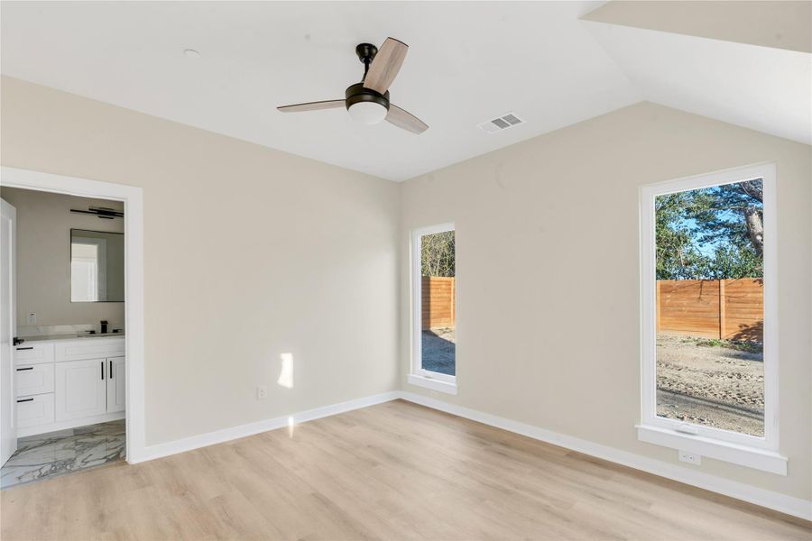 Spacious, unfurnished interior of a new home in , Austin (Image 21).