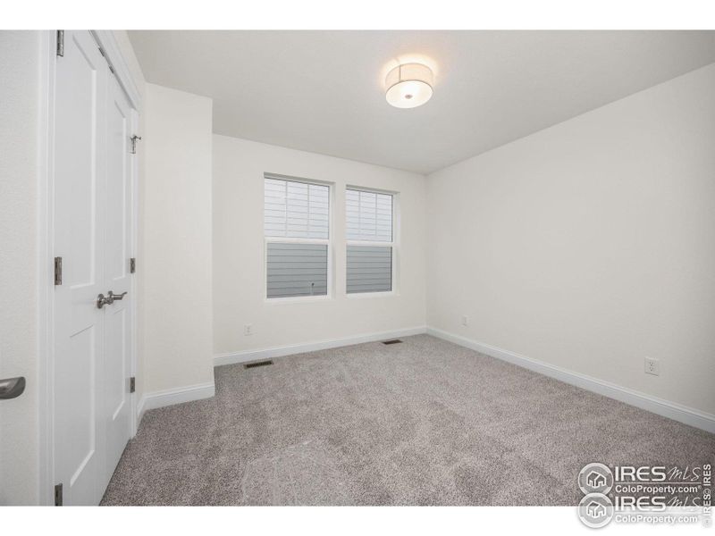 Spacious, unfurnished interior of a new home in Westerly, Erie (Image 21).