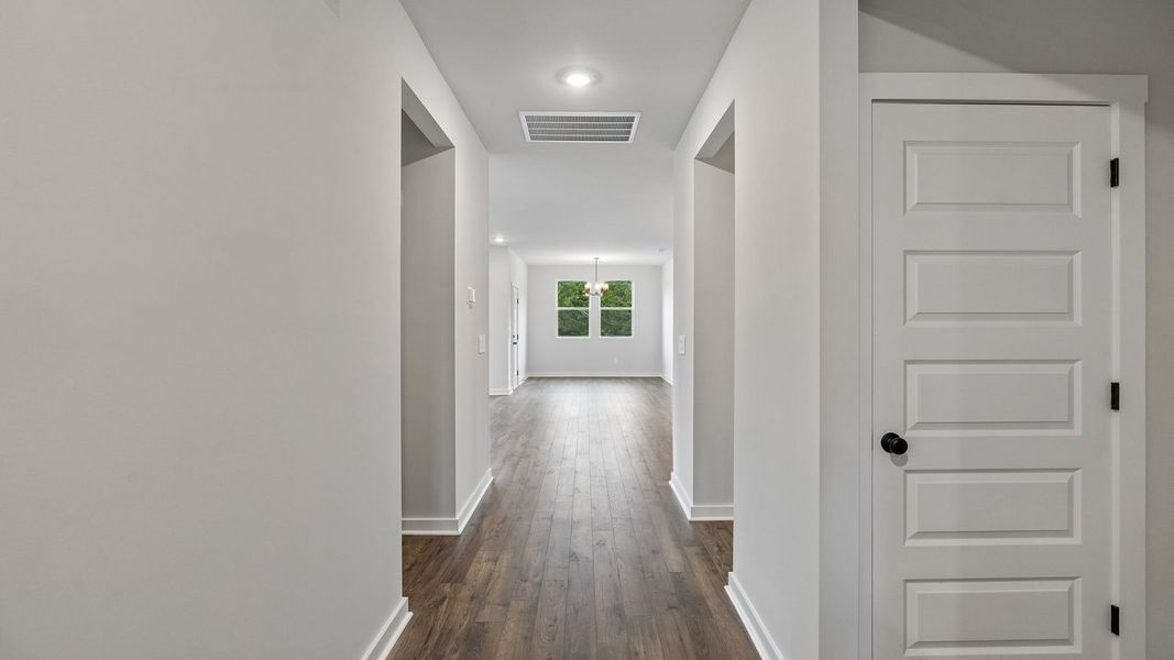 Spacious, unfurnished interior of a new home in Reserve at Hickory Ridge, Columbia (Image 27).