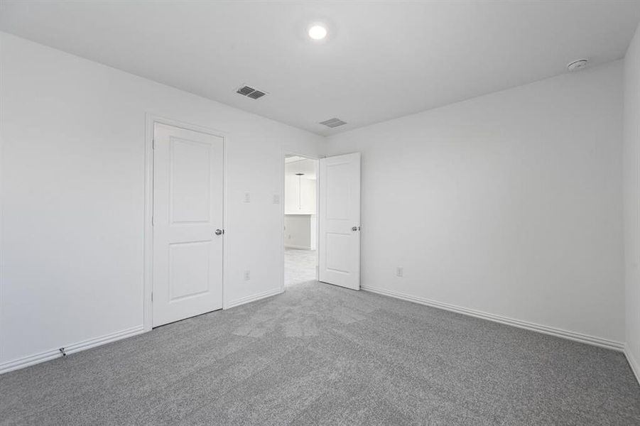 Spacious, unfurnished interior of a new home in River Ridge, Crandall (Image 24). Spacious, unfurnished interior of a new home in River Ridge, Crandall (Image 24).