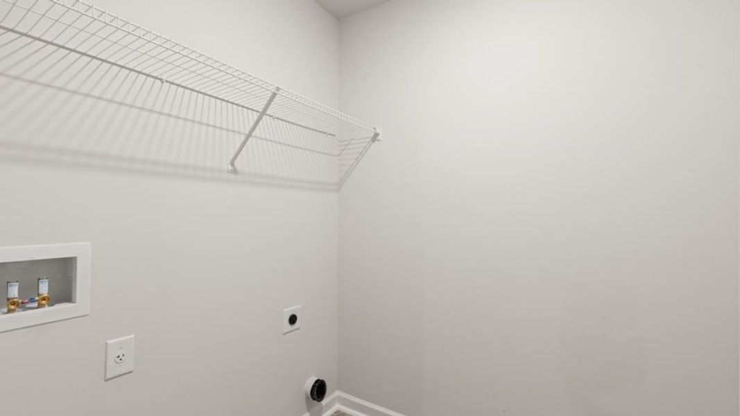 Spacious, unfurnished interior of a new home in Thompson Ridge, Dallas (Image 26). Spacious, unfurnished interior of a new home in Thompson Ridge, Dallas (Image 26).