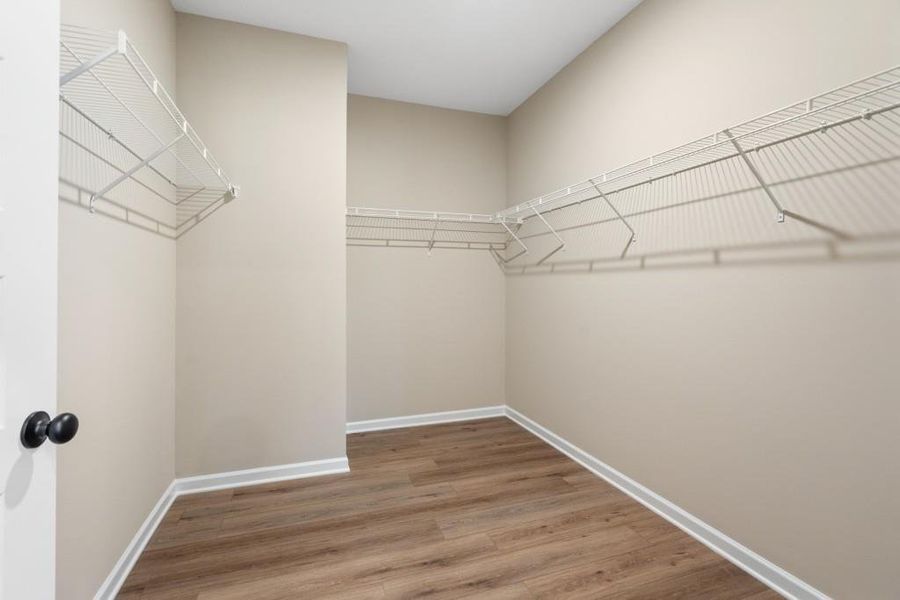 Spacious, unfurnished interior of a new home in Jones Ridge, Dallas (Image 18). Spacious, unfurnished interior of a new home in Jones Ridge, Dallas (Image 18).