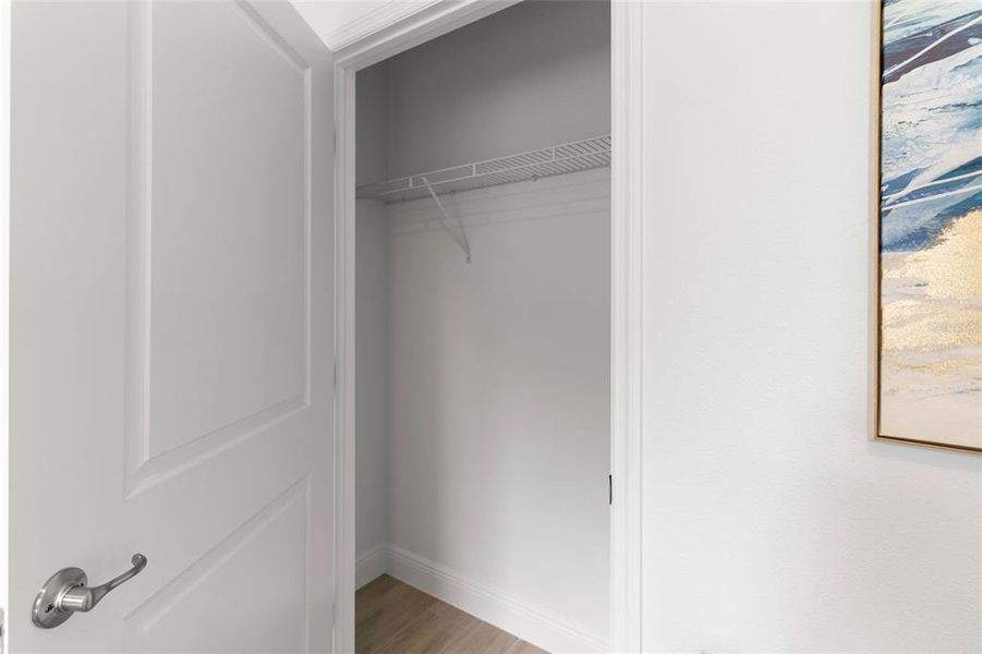 Spacious, unfurnished interior of a new home in , Kissimmee (Image 23).