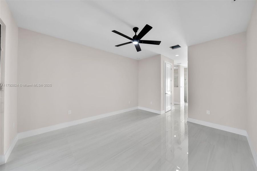 Spacious, unfurnished interior of a new home in , Cape Coral (Image 6). Spacious, unfurnished interior of a new home in , Cape Coral (Image 6).