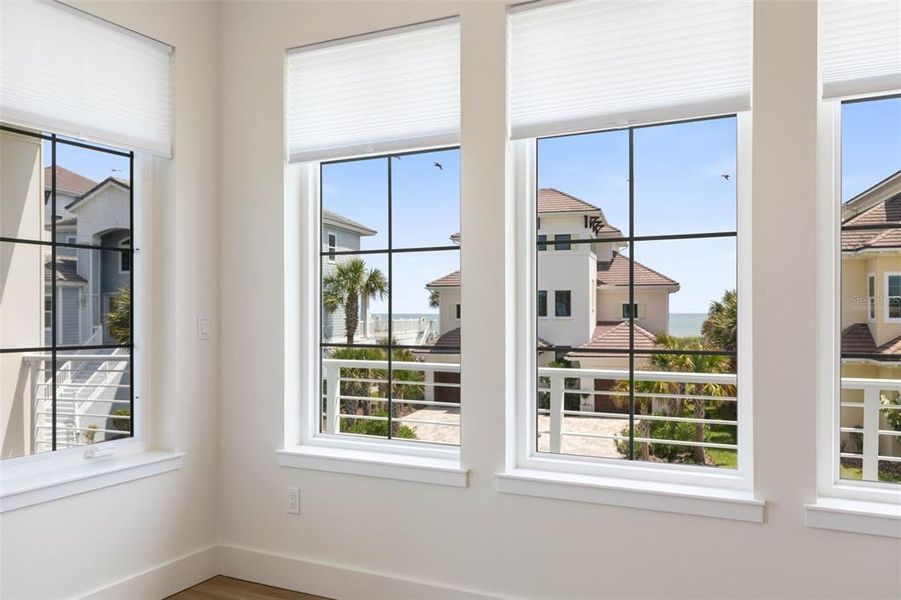 Spacious, unfurnished interior of a new home in , Palm Coast (Image 27).