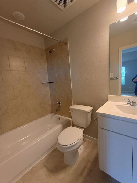 Furnished interior view inside a new home in Splendora Fields, Splendora (Image 10).