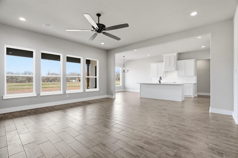 Spacious, unfurnished interior of a new home in Taylor Ranch, Springtown (Image 18).