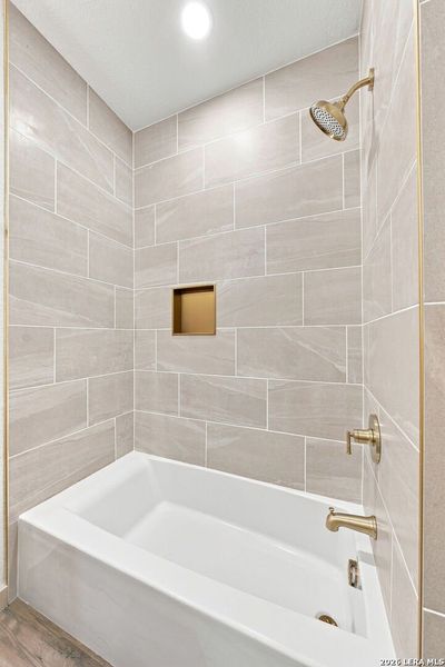 Image 35 of a home in .