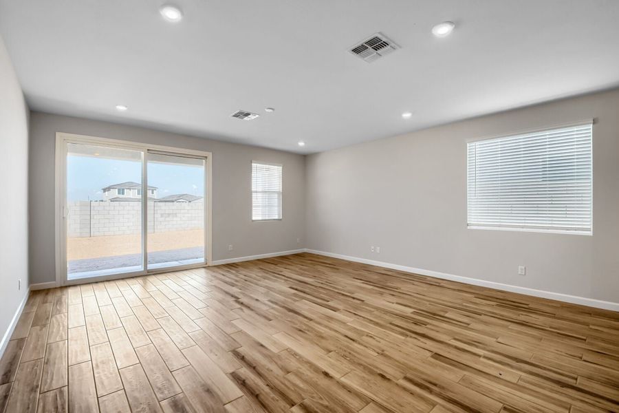 New Home in San Tan Valley, AZ.  - Slide 8