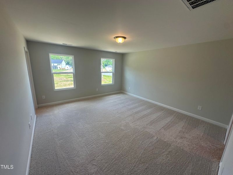 Spacious, unfurnished interior of a new home in Wellers Knoll, Lillington (Image 17).
