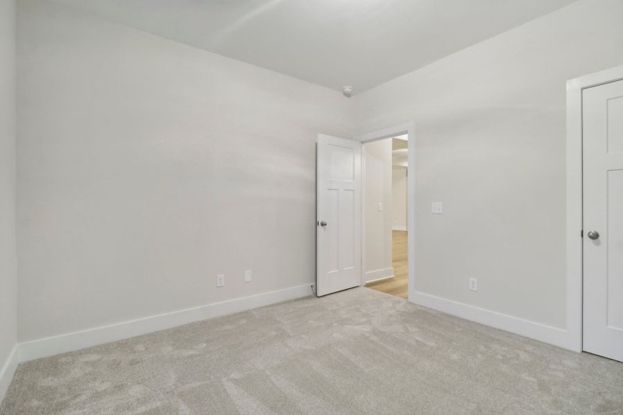 Representative unfurnished interior of a home built from the Ariel II by Great Southern Homes in Collins Cove, Chapin (Image 18).